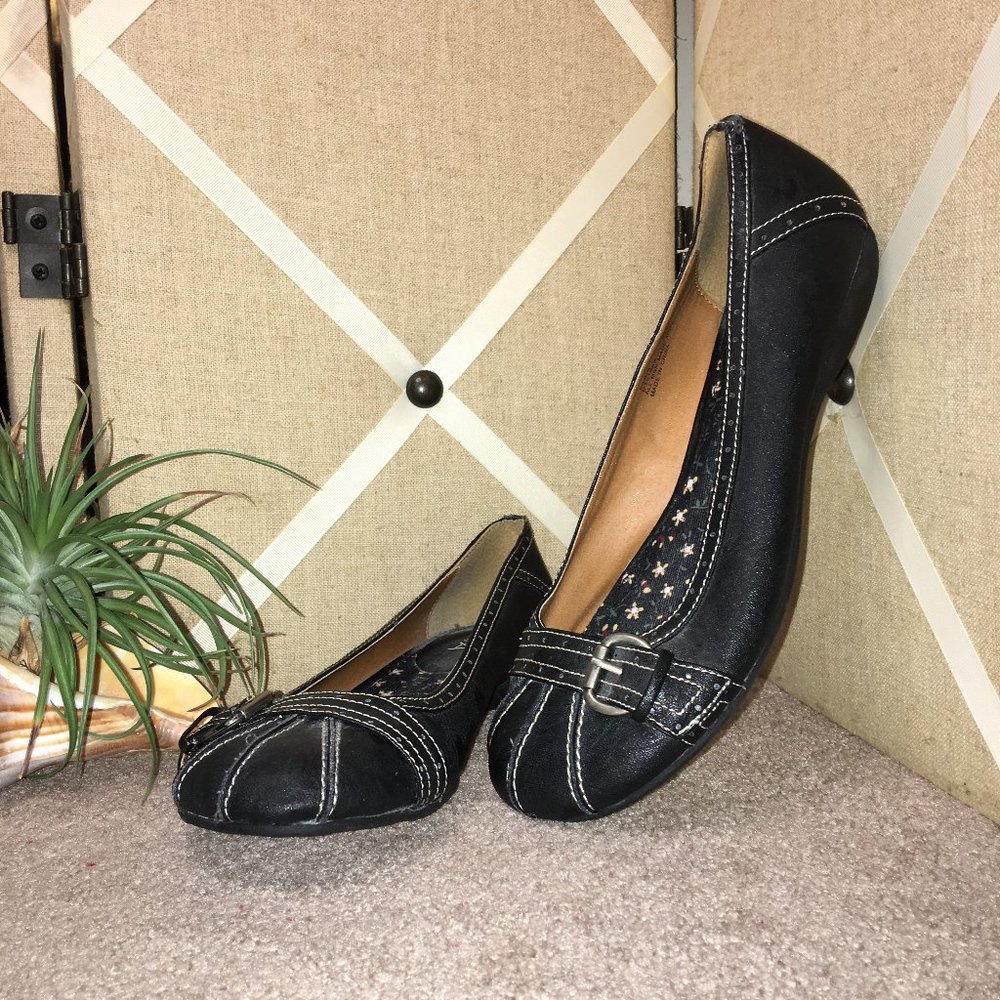 MIA Girl Flats - Picture 2 of 9